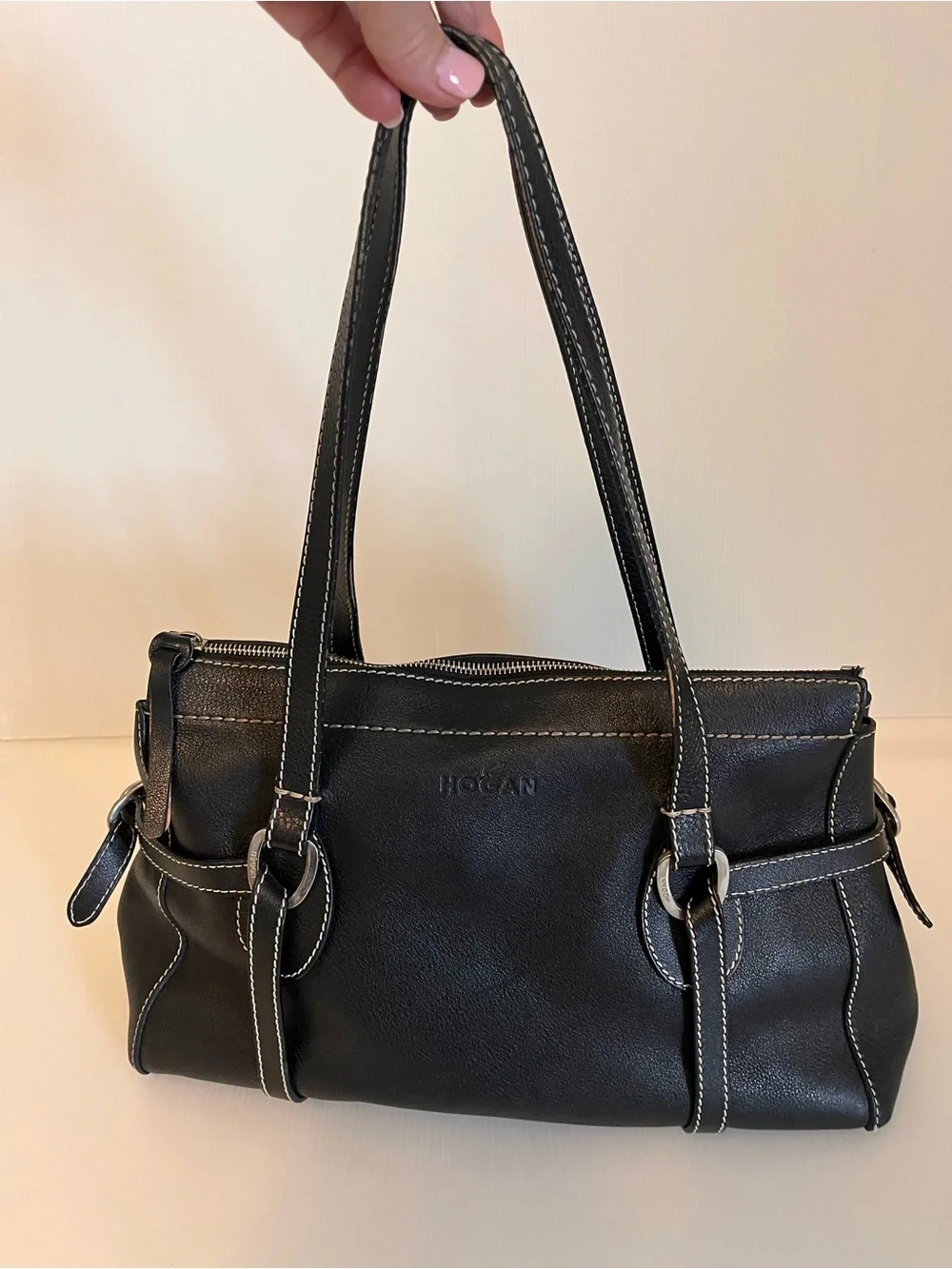Hogan Black Leather Shoulder Bag with White Contrast Stitching